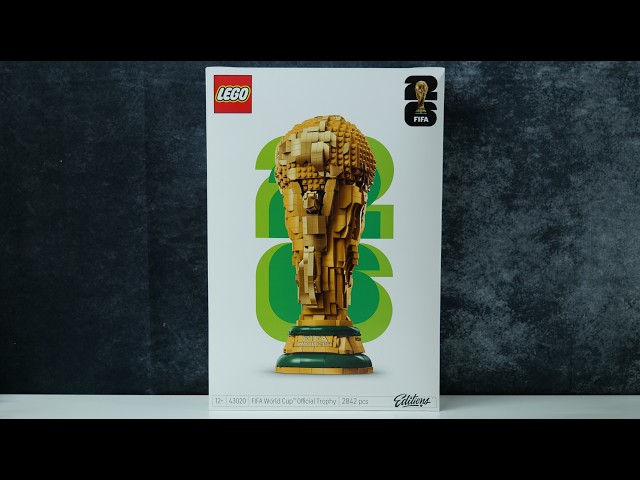 Vídeo relacionado con LEGO Editions Trofeo Oficial de la Copa Mundial de la FIFA - Trofeo de Juguete - Maqueta 3D con Minifigura Coleccionable - Regalo de Fútbol para Niños y Niñas de 12+ Años y Fans Adultos - 43020