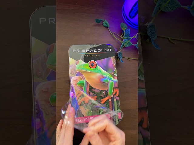 Vídeo relacionado con PRISMACOLOR - Set de 36 lápices Prismacolor con caja metálica de
