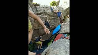 Video thumbnail of Collons de Brontosaurio, 8a. Corme