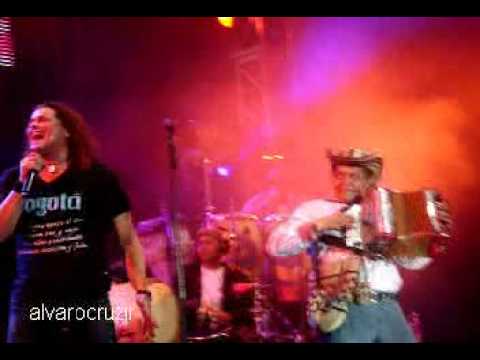 Carlos Vives - La Bogotana.mpg