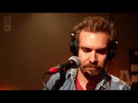 Red Wanting Blue - Pour It Out - Audiotree Live