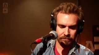 Red Wanting Blue - Pour It Out - Audiotree Live