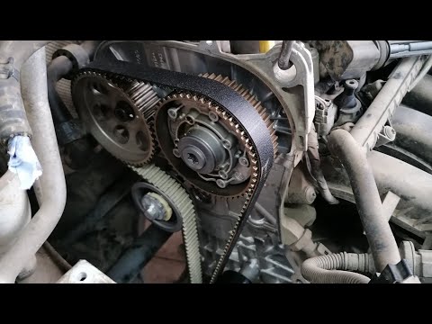 Замена ремня грм на Skoda Octavia A-7, Octavia III 1.2 TSI CYVC