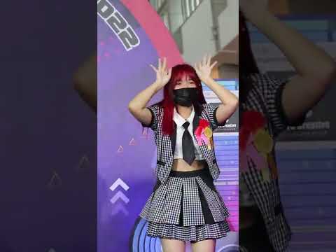 PYT48 COVER AKB48 - "  First rabbit " ( Jaae  fogus )  JAPAN EXPO THAILAND 2022 @ CentralWorld