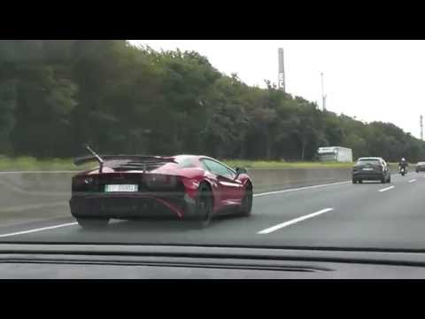 Lamborghini Aventador SV vs. Huracán on Autobahn