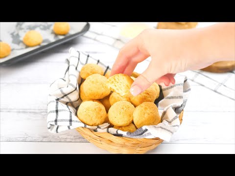 Low Carb Pão de Queijo Recipe - Keto Brazilian Cheese Bread (Easy)