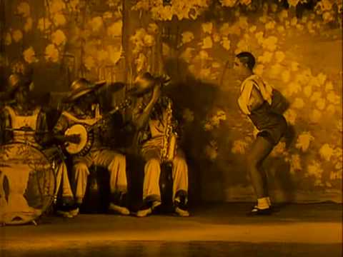 Joséphine Baker - Siren of the Tropics