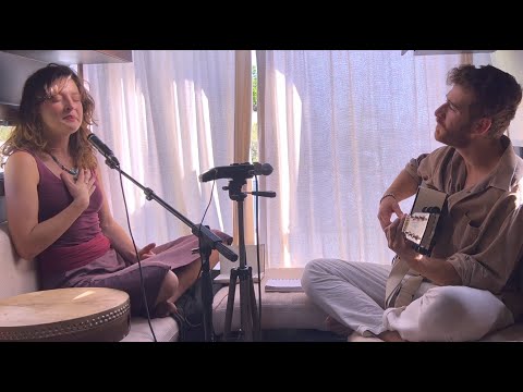 Akın Kemal & Sybil - Severim Ben Seni Candan İçeri