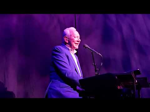 Joe Jackson - You Can't Get What You Want / Real Men / Steppin' Out / It's Different For Girls