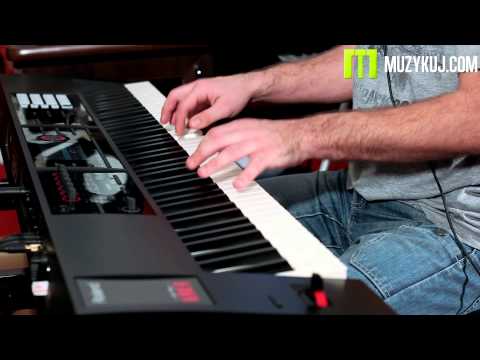 Roland Fa-08 Piano and Drums