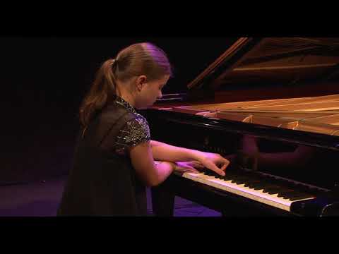 Андрея Манчева - Beethoven, Bortkiewicz, Еdvard Grieg, А.Stoyanov / Andreya Mancheva