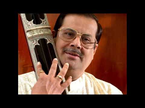 MORNING RAAG BHATIYAR - PANDIT AJOY CHAKRABORTY (live concert 1994)