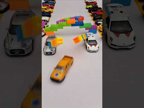 Toyota Hilux Vs Blocks Bridge #lego #racingbrick #automobile