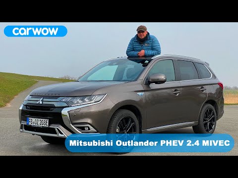 Mitsubishi Outlander PHEV 2.4 MIVEC 4WD (2021) - A touch of Bentley in a Japanese car? Review / O...