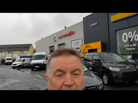 181D3610 - 2018 Opel Insignia SC Petrol - 83 Per Week No Deposit  17,950