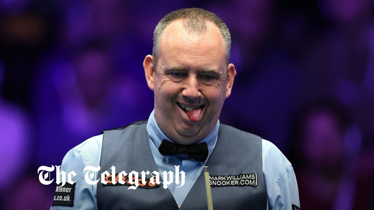 Watch Mark Williams lose his cool after wasp attack during snooker Masters