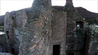 preview picture of video 'Lochranza Castle (DJI Phantom 2 Vision + P2V+)'
