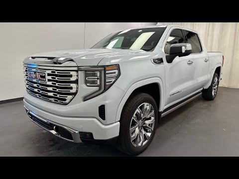 2026 GMC Sierra 1500 Crew Cab Short Box 4-Wheel Drive Denali in White for sale at Davis GMC Buick Lethbridge in Lethbridge, AB