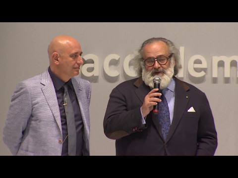 Stefano Ricci Premiato con la Piramide dell'Eccellenza di Accademia Italiana