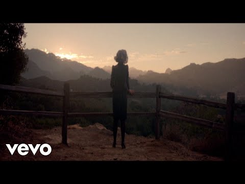 Katy Perry - The One That Got Away (Music Video Trailer)