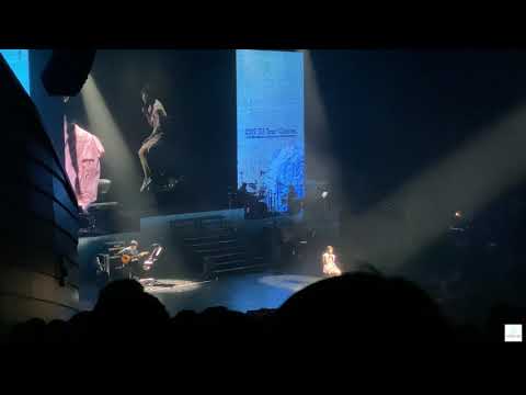 191207 IU (아이유) - Knees (무릎) [LOVE POEM IN SINGAPORE]