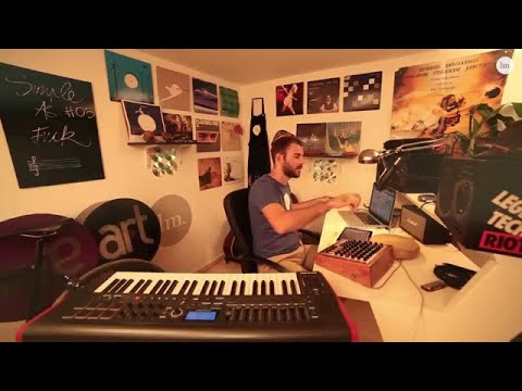 Simple As F**k - S01E05 - Taïga (Joachim Pastor)