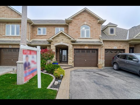 11 Periwinkle Drive, Hamilton Home for Sale - Real Estate Properties for Sale