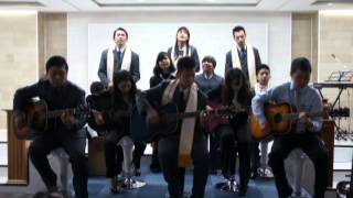 preview picture of video 'Adoração apresentada pelos jovens da IIBNN TOYOHASHI 28 12 2014'