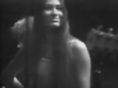 Grateful Dead - 06.19.76 Capital Theater, Passaic, NJ (Full Concert)