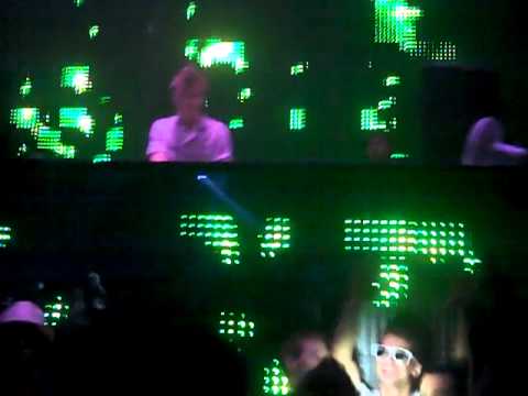 D-Mad - She Gave Happiness (Arty Remix) vs Arnej - Strangers We've Become (Myon & Shane 54 Mashup)