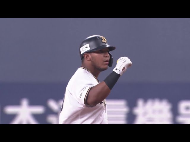 【1回裏】勝負強い打撃!! バファローズ・セデーニョ 三遊間を破る先制タイムリーヒット!!  2023年7月26日 オリックス・バファローズ 対 福岡ソフトバンクホークス