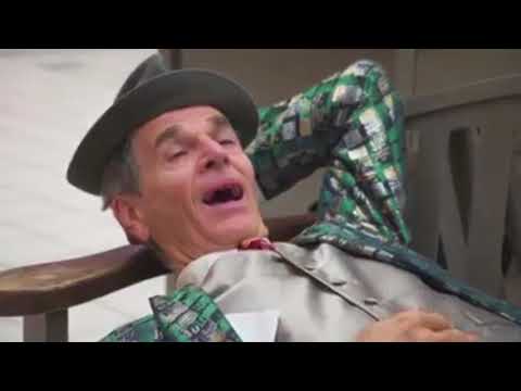 At da Maaaaall, at da Babylon Maaaall!