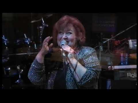 Violeta Tomovska  -Splet Makedonsko devojce