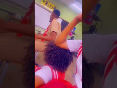 Stephen in love with Tessi #Balla