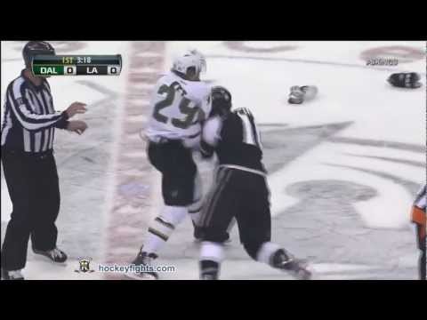 Steve Ott vs Mike Richards Oct 22, 2011