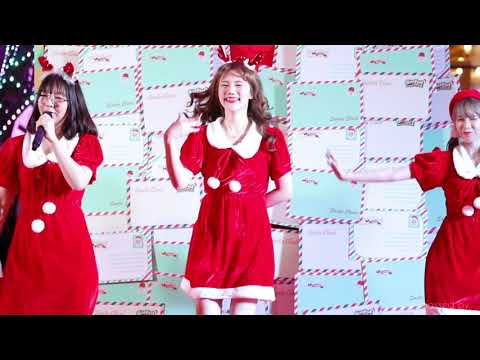 Fancam 25.12.2019 Atom Cmcafe จือดื่อดึดจือ at Terminal 21 Pattaya