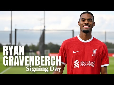 SIGNING DAY: Behind-the-scenes with Ryan Gravenberch on Deadline Day!