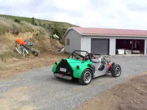 Rob arrives at Bing Lucas in the Road Rat