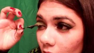 Whoa! Fake Eyelashes!