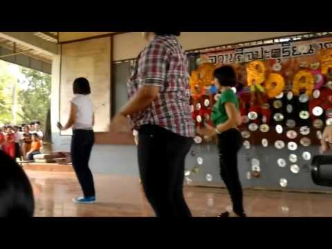 ประกวดเต้นในโรงเรียน Cover Dance/Thai/Issan Music.