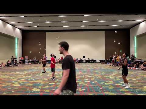 7 Ball Endurance at The 2022 International Jugglers Association Festival