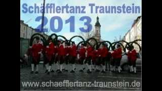 preview picture of video 'Schäfflertanz Traunstein -  2013 wird wieder getanzt'