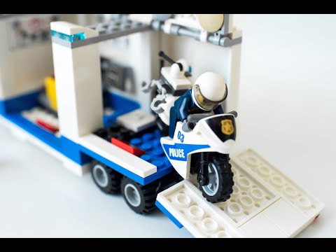 Lego review. Lego 60139 city Mobile Command Center speed build