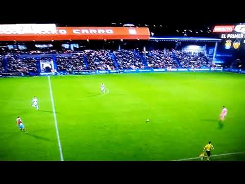 El gol del portero del Lugo desde el centro del campo