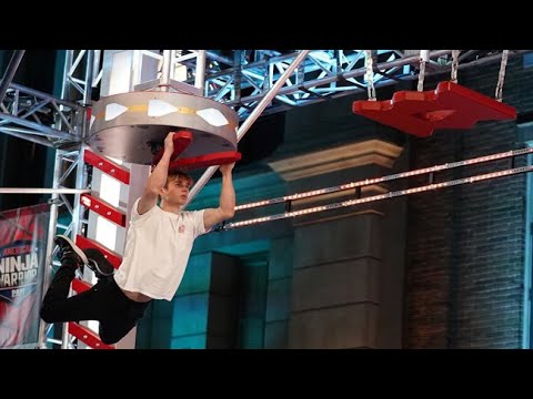 Matt Bradley at the American Ninja Warrior 13 Semi-finals