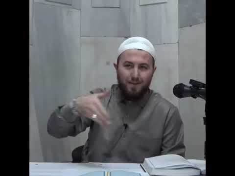 Lehtë o me shitë trimëri prej telefoni, por burrëria t'lypet n'momentet kritike❗️ — Hoxhë Qëndrim J.