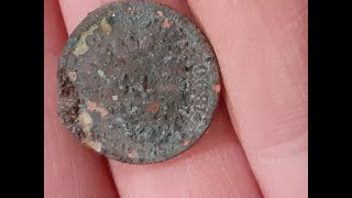Beach Metal Detecting Hampton Beach 1890s Today!