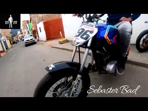 Probando la SUZUKI AX 100c.c de carreras🔥 por las calles a MÁXIMA VELOCIDAD🏁.MOTOVELOCIDAD COLOMBIA.