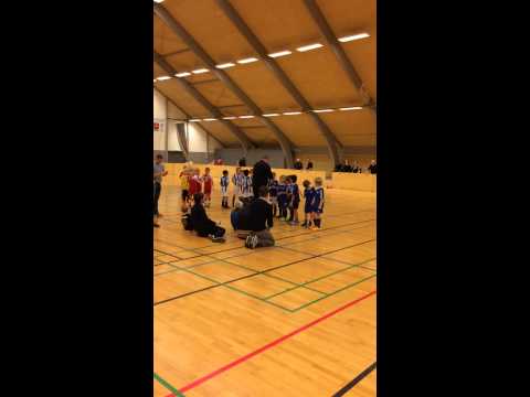 HIK07A 2015 Lynge finaleoverrækkelse