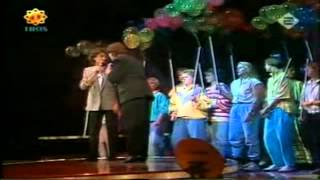 Albert Hammond   Give a little love HD